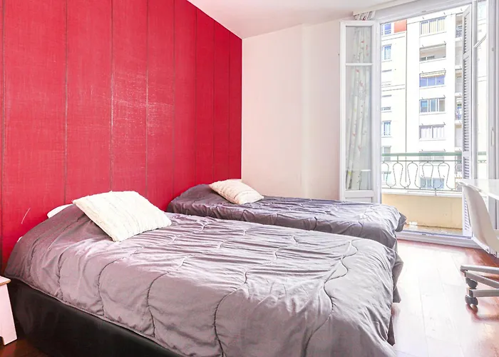 Apartment Les Yuccas Promenade Des Anglais By Interhome